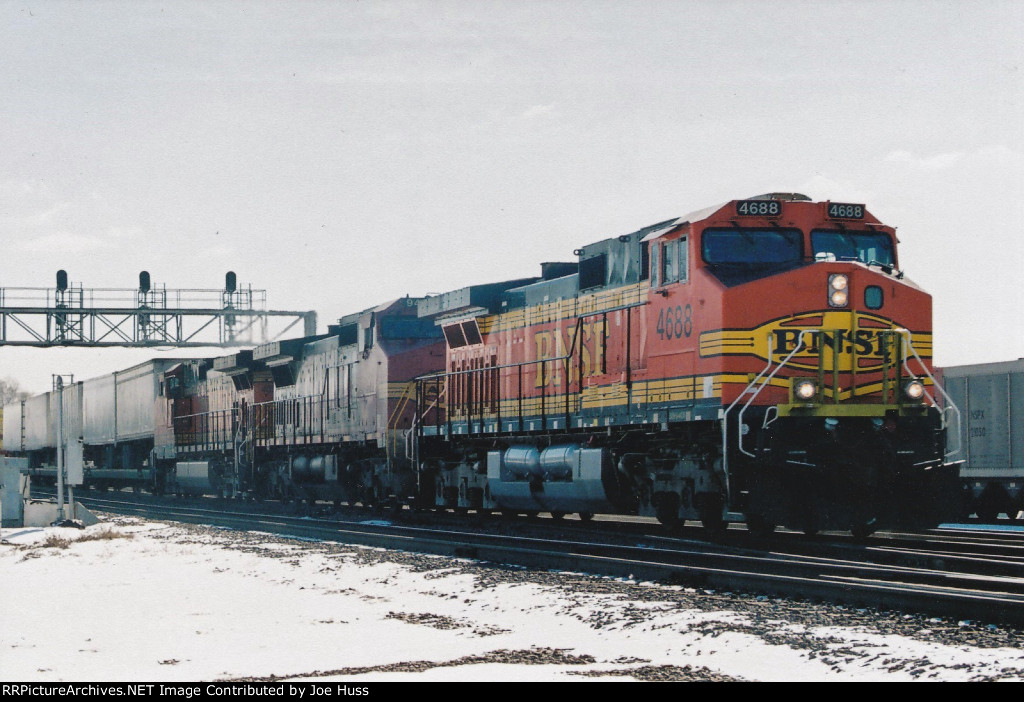 BNSF 4688 West